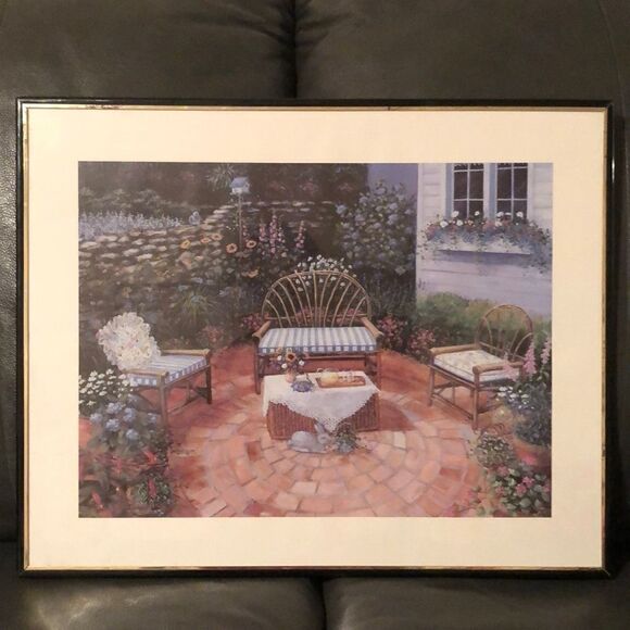 Vintage Patio Flower Garden Art - Picture 1 of 8